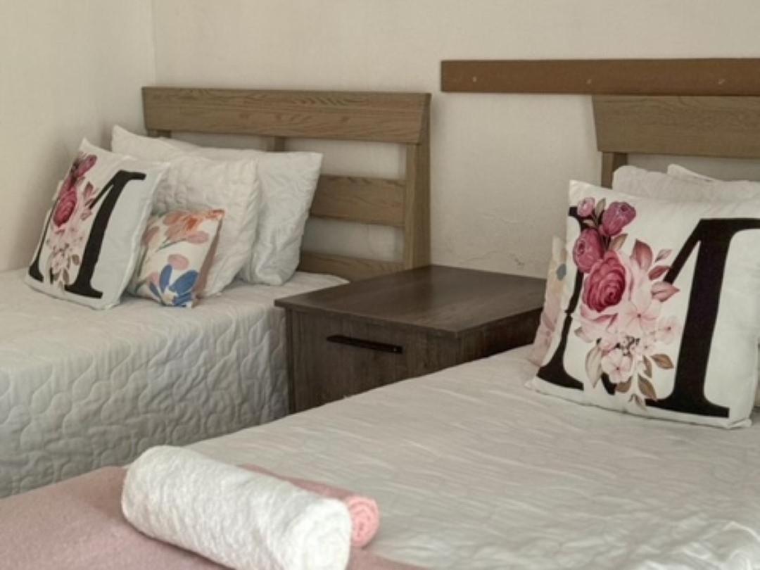 Monet Guesthouse Marble Hall Zimmer foto